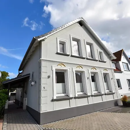 Haus 4muscheln 4m2 Κουξχάφεν